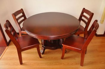 紅橡木家具優(yōu)缺點(diǎn)有哪些，如何選擇？