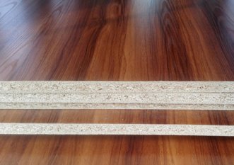 實(shí)木顆粒板優(yōu)缺點(diǎn)